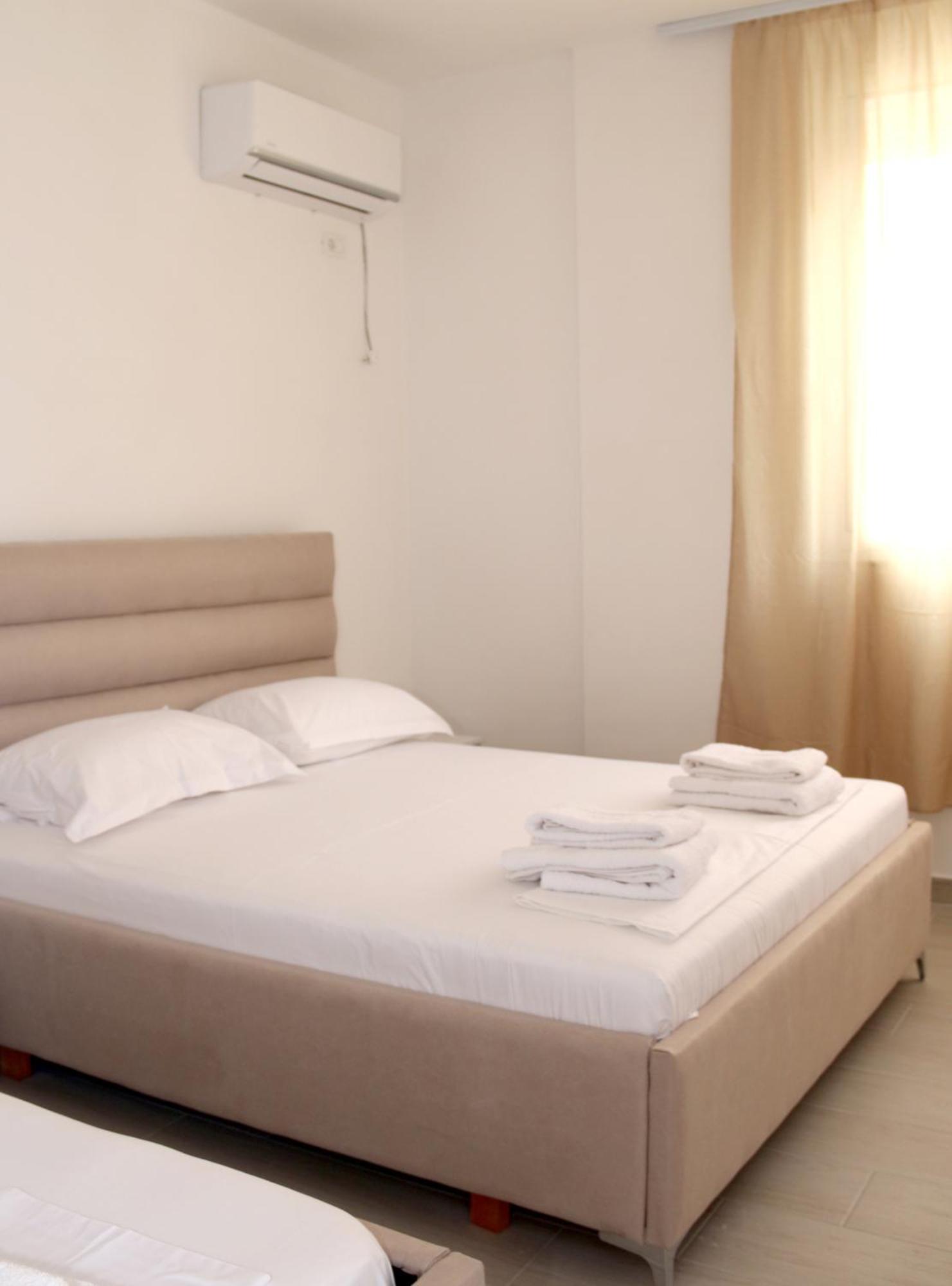 Vila Jovani Sarandë Exterior foto