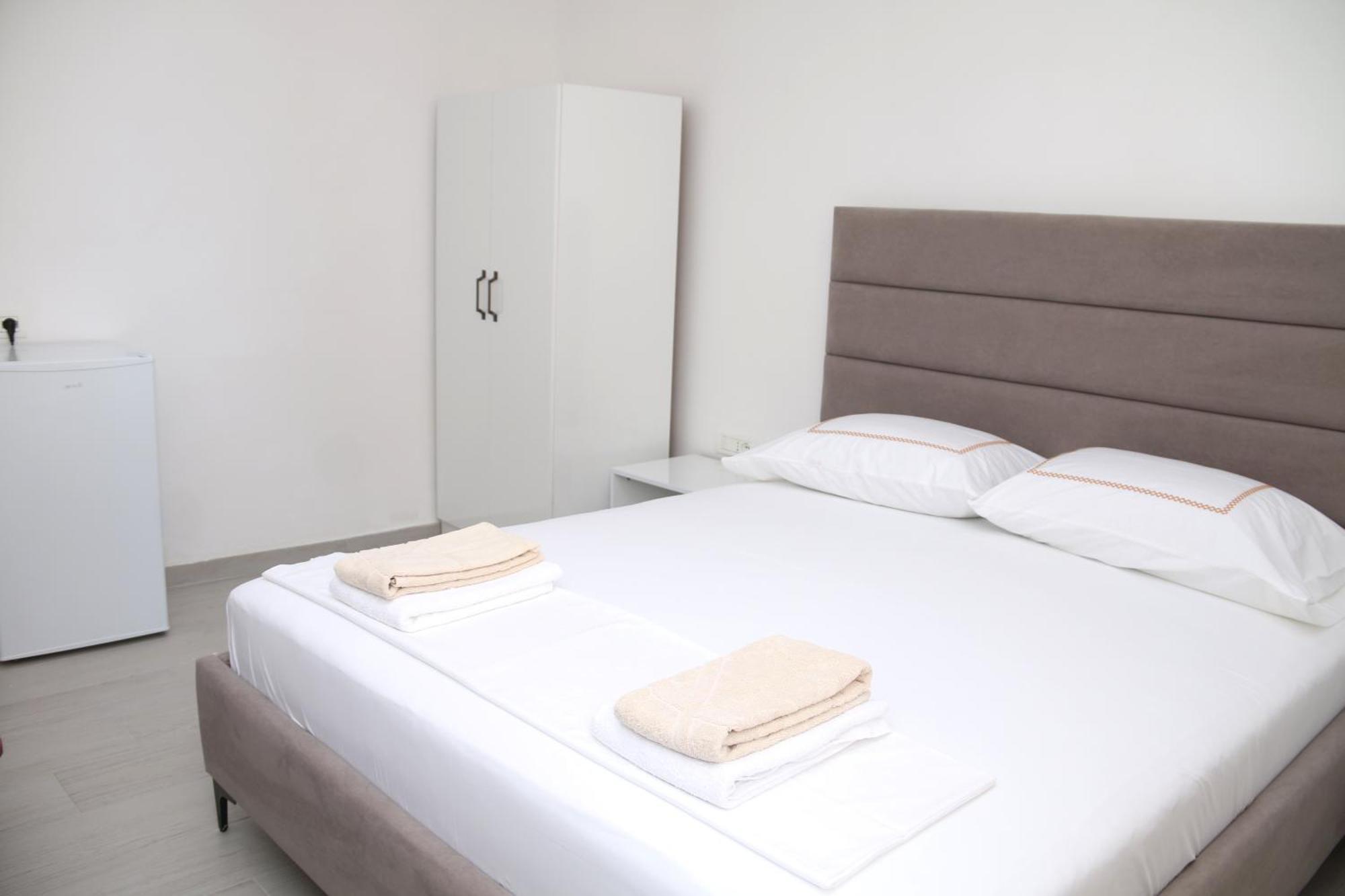 Vila Jovani Sarandë Exterior foto