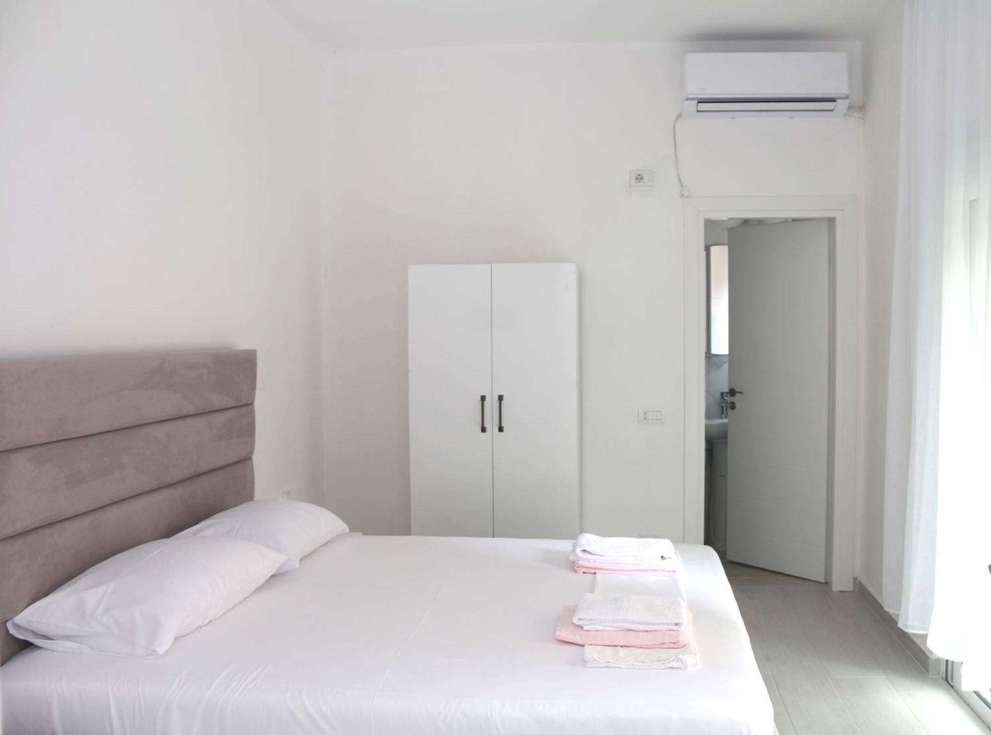 Vila Jovani Sarandë Exterior foto